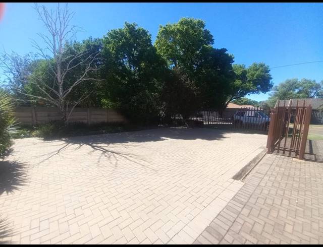 3 BEDROOM HOUSE FOR SALE IN DELMAS